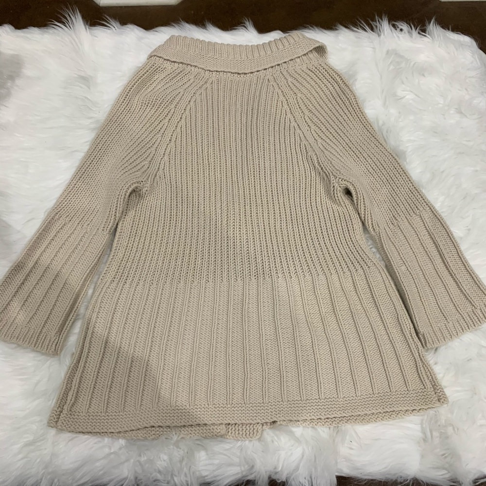 🌺 3/$25 The Loft Sweater - Picture 3 of 4
